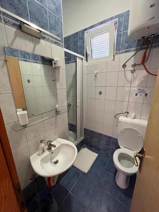 Apartments And Rooms Markovski Palit Ngoại thất bức ảnh