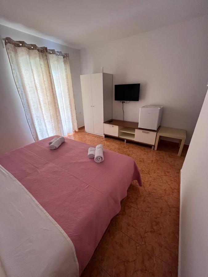 Apartments And Rooms Markovski Palit Ngoại thất bức ảnh