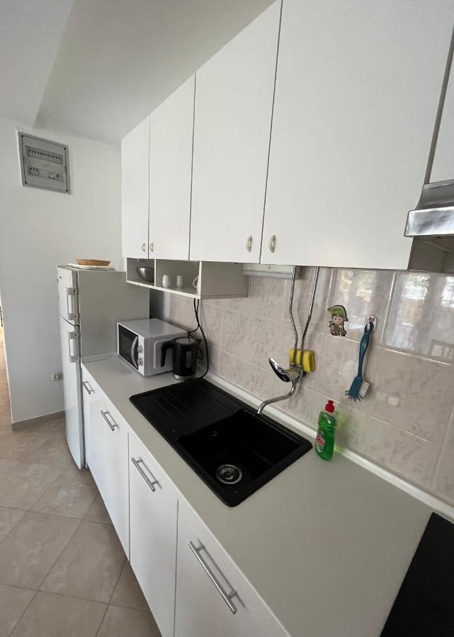 Apartments And Rooms Markovski Palit Ngoại thất bức ảnh