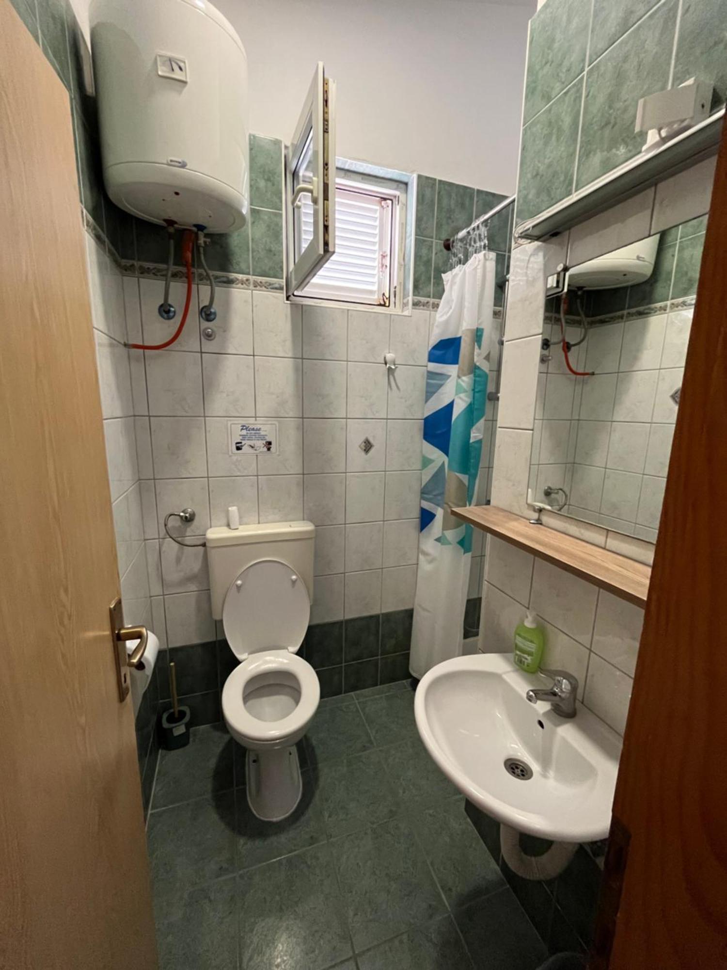 Apartments And Rooms Markovski Palit Ngoại thất bức ảnh